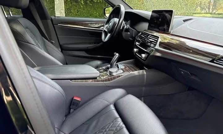 BMW 5 Series 2023